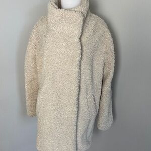 EUC Banana Republic Cream Teddy Coat